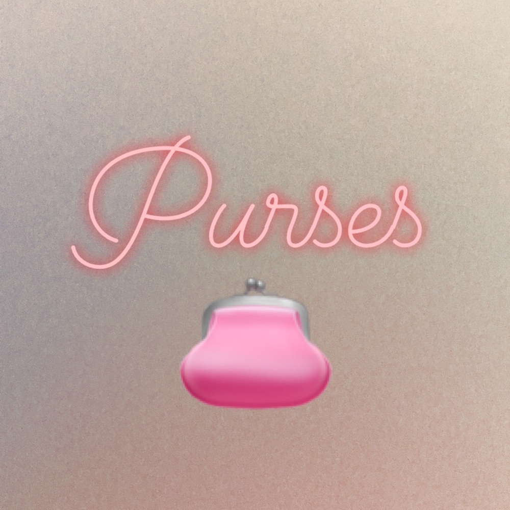 Welcome to my purse collection!